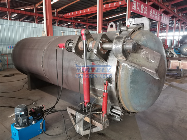 <b>1.5米*4米上開門硫化罐罐體加工</b>